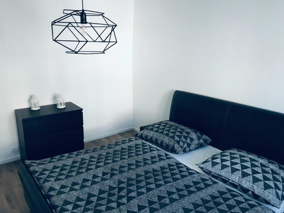 Prikopova 2 Apartman Bratislava Luaran gambar